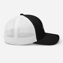 Load image into Gallery viewer, Guzi Trucker Cap